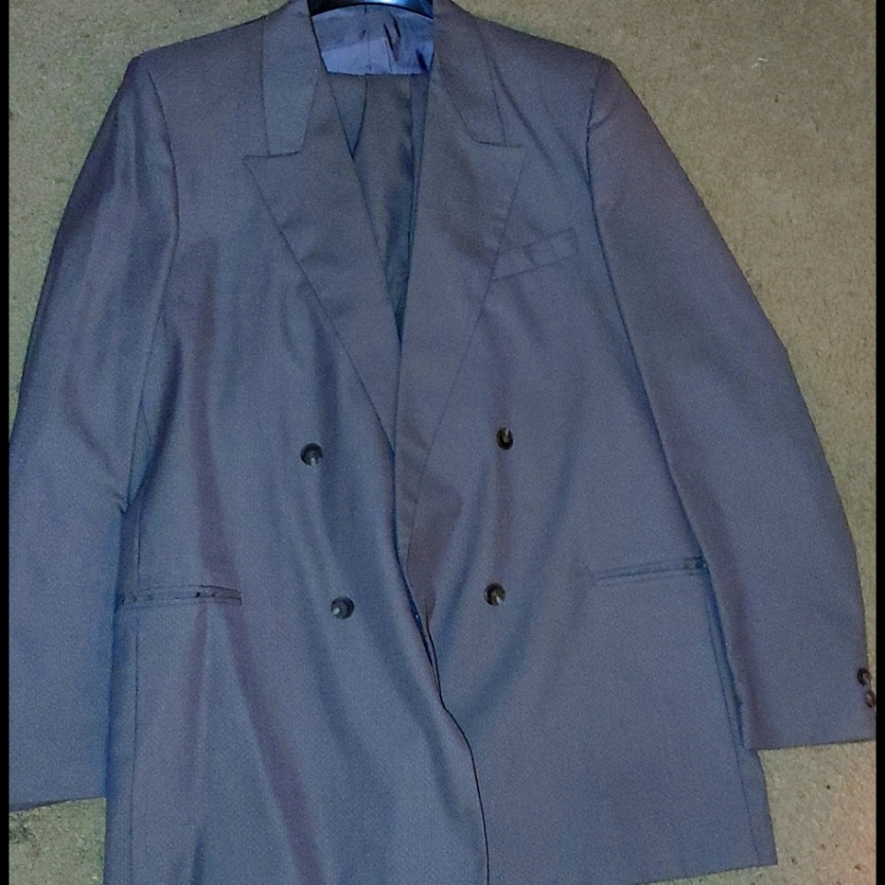 Roberto Genillì size 36L suit